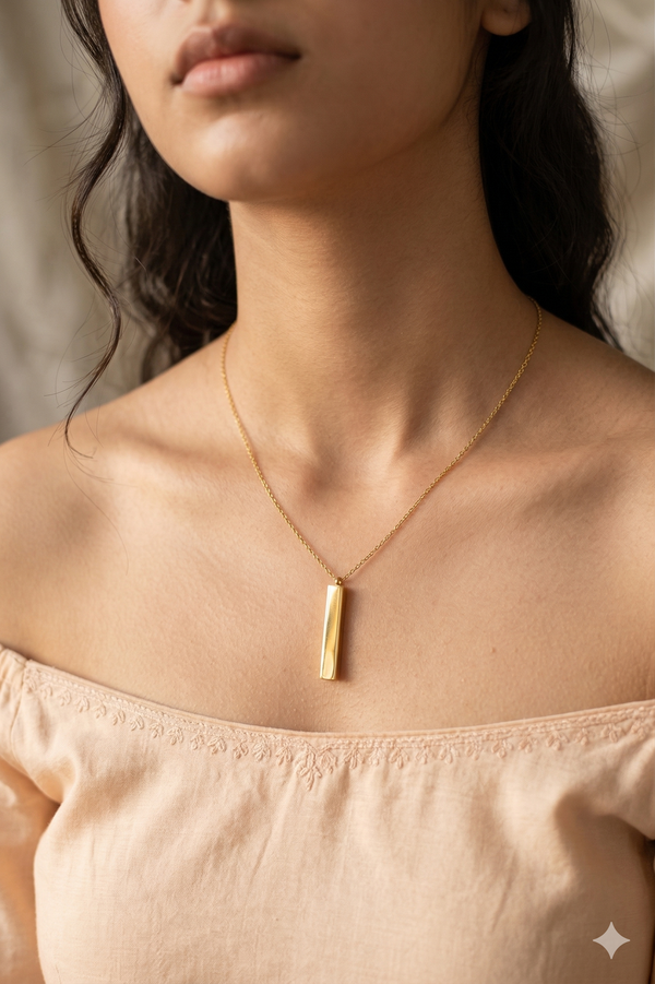 Priva Sleek Bar Necklace