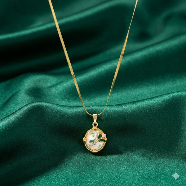 Priva Resin ArtGold Pendant Necklace